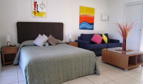 Waterview Airlie Beach - Palm Beach Accommodation 32