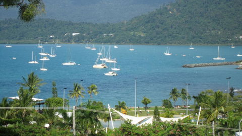 Waterview Airlie Beach - Palm Beach Accommodation 18