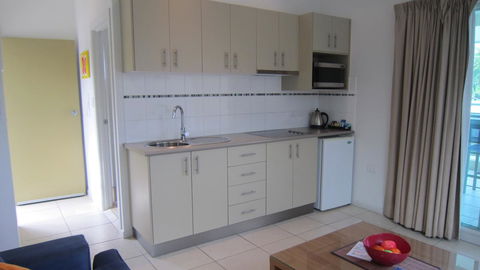 Waterview Airlie Beach - Palm Beach Accommodation 24