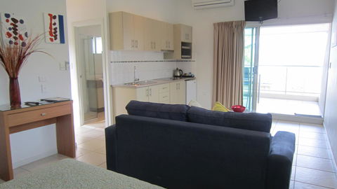 Waterview Airlie Beach - Palm Beach Accommodation 23