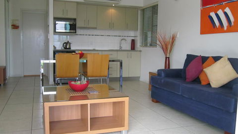 Waterview Airlie Beach - Palm Beach Accommodation 13