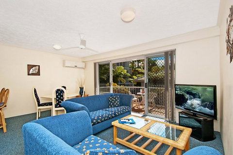 Champelli Palms Apartments - Palm Beach Accommodation 8
