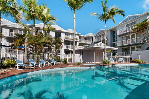Champelli Palms Apartments - Palm Beach Accommodation 0