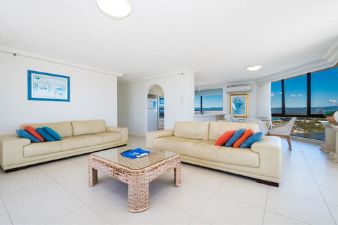 Aegean Resort Apartments - Palm Beach Accommodation 4