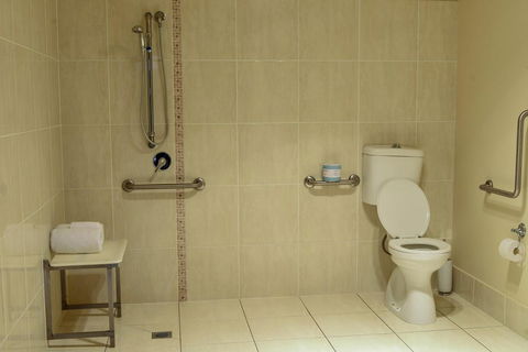Atricom - Palm Beach Accommodation 3