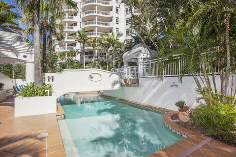 ULTIQA Burleigh Mediterranean Resort - Palm Beach Accommodation 16