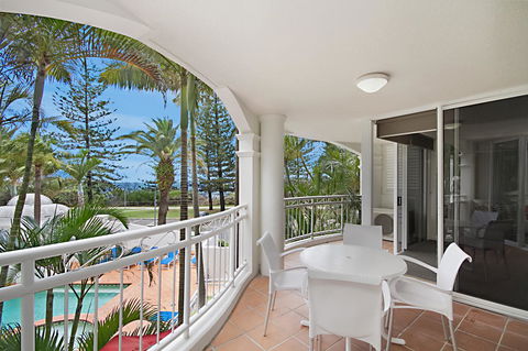 ULTIQA Burleigh Mediterranean Resort - Palm Beach Accommodation 34