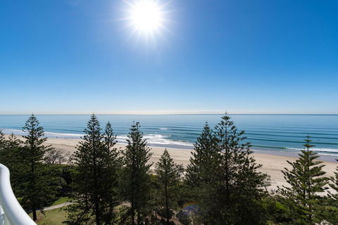 ULTIQA Burleigh Mediterranean Resort - Palm Beach Accommodation 15