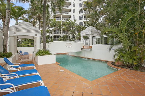ULTIQA Burleigh Mediterranean Resort - Palm Beach Accommodation 20
