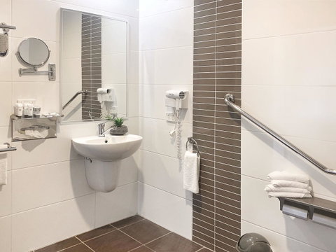 Airport Ascot Motel - Palm Beach Accommodation 21