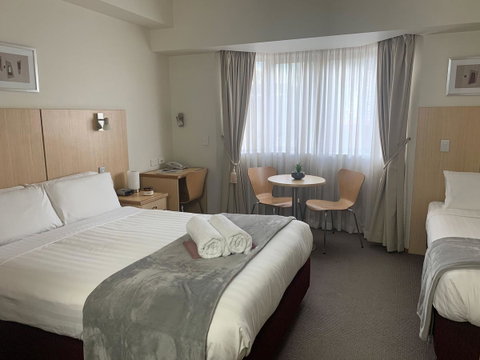 Airport Ascot Motel - Palm Beach Accommodation 10