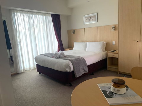 Airport Ascot Motel - Palm Beach Accommodation 5