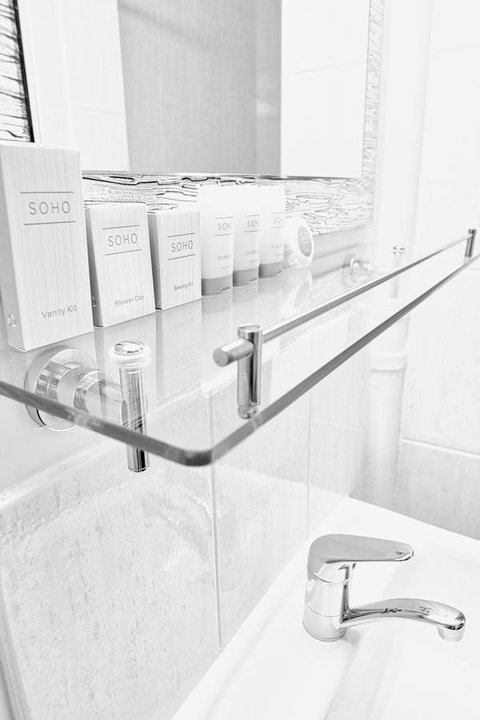 Soho Brisbane - Palm Beach Accommodation 17