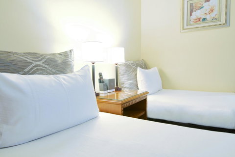 Soho Brisbane - Palm Beach Accommodation 26