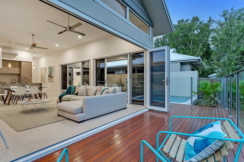 Oceans Edge Holiday Home - Palm Beach Accommodation 4