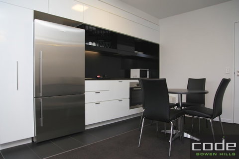 Code Apartments - Palm Beach Accommodation 22