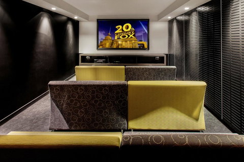 Code Apartments - Palm Beach Accommodation 30