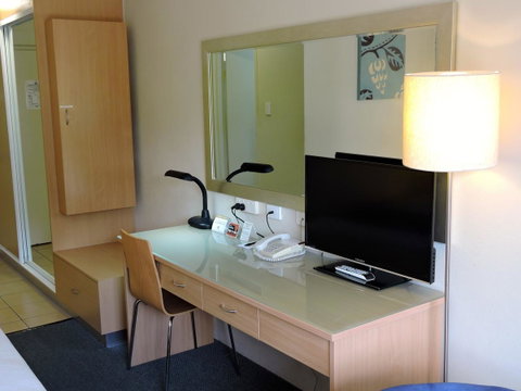 Best Western Airport 85 Motel - Palm Beach Accommodation 27