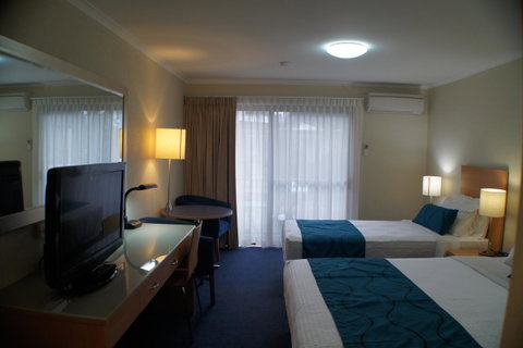 Best Western Airport 85 Motel - Palm Beach Accommodation 26
