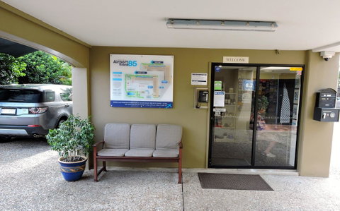 Best Western Airport 85 Motel - Palm Beach Accommodation 31