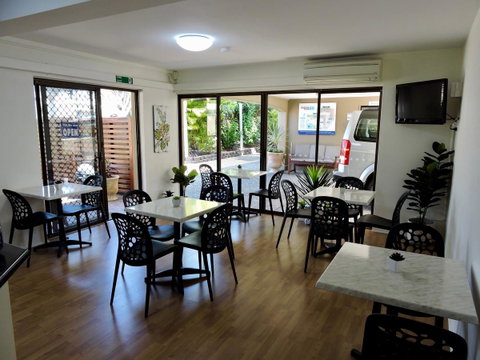 Best Western Airport 85 Motel - Palm Beach Accommodation 12