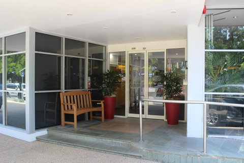 Madison Tower Mill Hotel - Palm Beach Accommodation 1