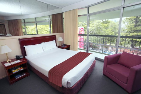 Madison Tower Mill Hotel - Palm Beach Accommodation 4