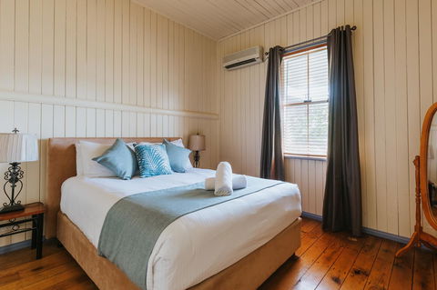 Apple Blossom Cottages - Palm Beach Accommodation 8