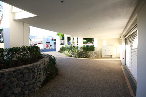 Domain Serviced Apartments - Palm Beach Accommodation 20