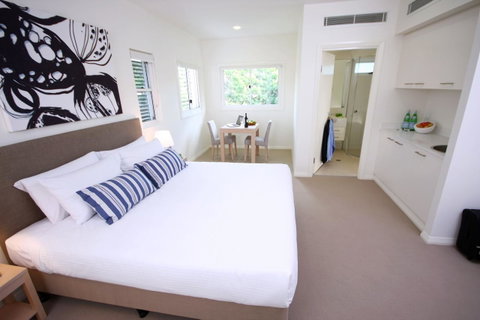 Domain Serviced Apartments - Palm Beach Accommodation 5