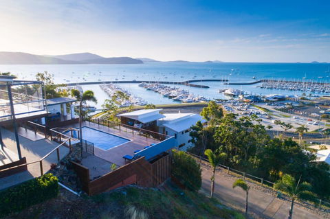 Nautilus On The Hill - Airlie Beach - Palm Beach Accommodation 0
