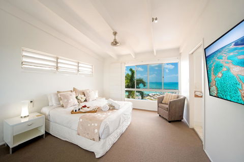 Nautilus On The Hill - Airlie Beach - Palm Beach Accommodation 3