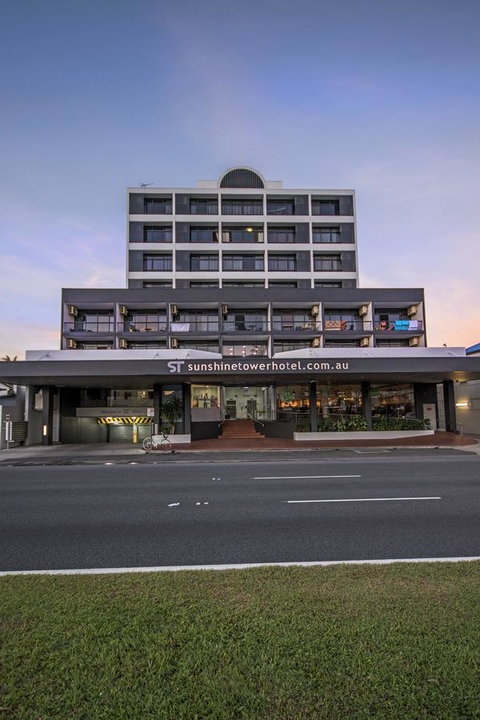 Sunshine Tower Hotel - Palm Beach Accommodation 11