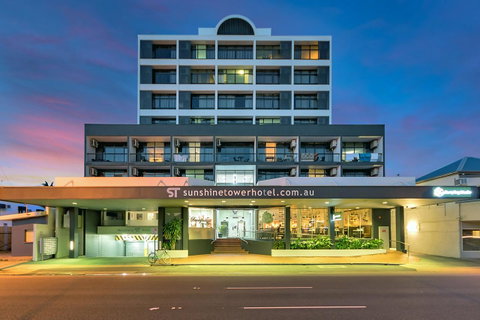 Sunshine Tower Hotel - Palm Beach Accommodation 4