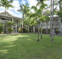 Tropical Nites Holiday Townhouses - Palm Beach Accommodation