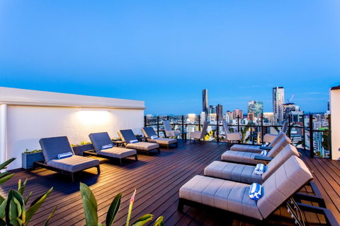 Hotel Grand Chancellor Brisbane - Palm Beach Accommodation 0