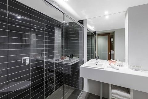 Hotel Grand Chancellor Brisbane - Palm Beach Accommodation 1