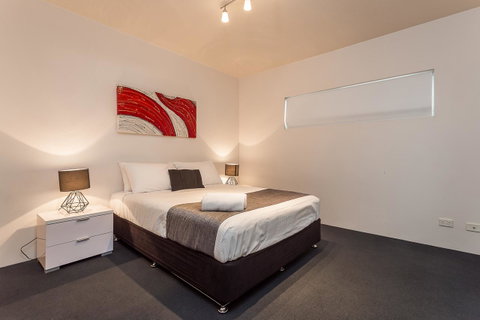 Oxygen Apartments - Palm Beach Accommodation 22
