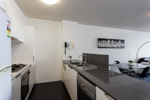 Oxygen Apartments - Palm Beach Accommodation 11