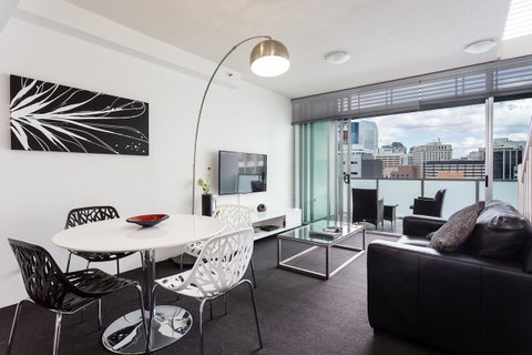 Oxygen Apartments - Palm Beach Accommodation 2