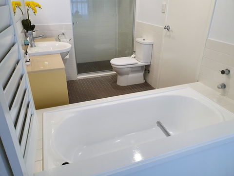 Azure Sea Whitsunday Resort - Palm Beach Accommodation 3