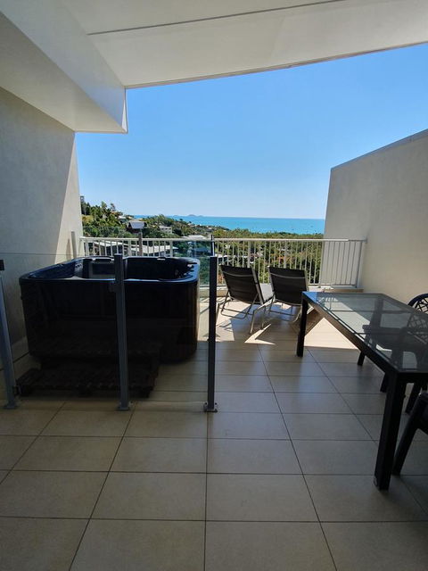 Azure Sea Whitsunday Resort - Palm Beach Accommodation 24