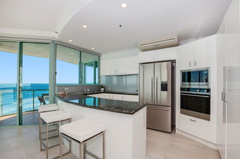 The Waterford On Main Beach - Palm Beach Accommodation 24