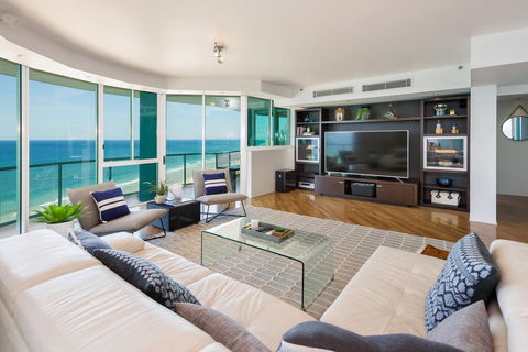 The Waterford On Main Beach - Palm Beach Accommodation 5