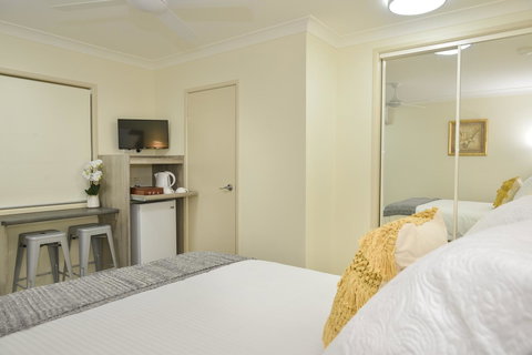 The Guesthouse Maleny - Palm Beach Accommodation 30