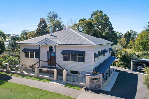 The Guesthouse Maleny - Palm Beach Accommodation 8