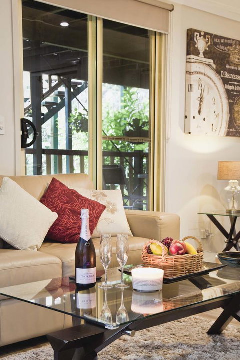 Shasta Place - Palm Beach Accommodation 14