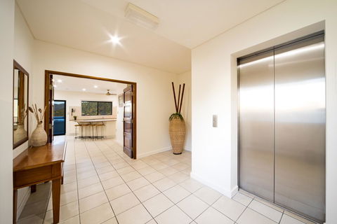 Portside Whitsunday Luxury Holiday Apartments - Palm Beach Accommodation 27