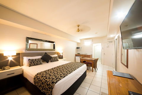Portside Whitsunday Luxury Holiday Apartments - Palm Beach Accommodation 15