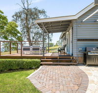 Hollow Tree Farm - Palm Beach Accommodation